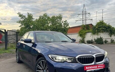 BMW 3 серия, 2019 год, 3 250 000 рублей, 5 фотография