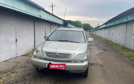 Lexus RX IV рестайлинг, 2001 год, 615 000 рублей, 2 фотография