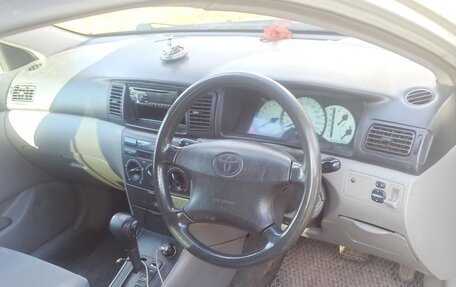 Toyota Corolla, 2001 год, 6 фотография