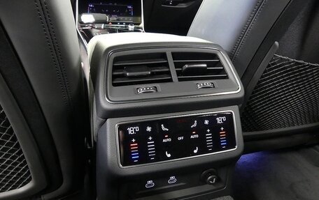 Audi RS 6, 2024 год, 16 000 000 рублей, 20 фотография