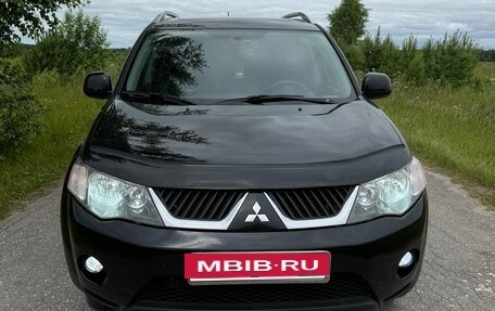 Mitsubishi Outlander III рестайлинг 3, 2008 год, 1 150 000 рублей, 8 фотография