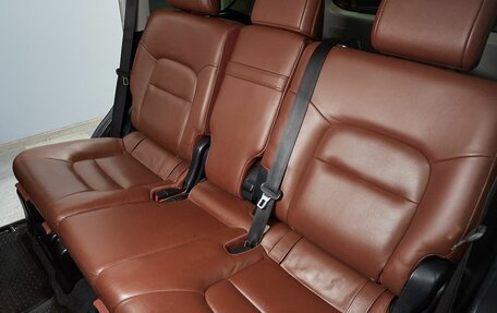 Toyota Land Cruiser 200, 2016 год, 7 000 000 рублей, 13 фотография
