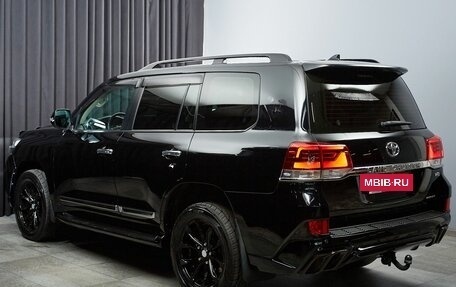 Toyota Land Cruiser 200, 2016 год, 7 000 000 рублей, 6 фотография