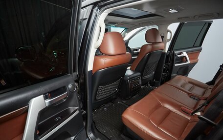 Toyota Land Cruiser 200, 2016 год, 7 000 000 рублей, 14 фотография
