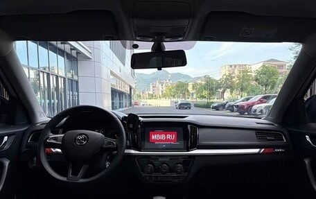 Skoda Kamiq I, 2024 год, 1 810 000 рублей, 8 фотография
