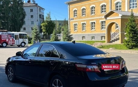 Toyota Camry, 2009 год, 875 000 рублей, 3 фотография