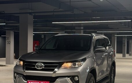 Toyota Fortuner II, 2019 год, 2 990 000 рублей, 1 фотография
