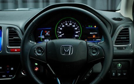 Honda Vezel, 2014 год, 1 490 000 рублей, 19 фотография