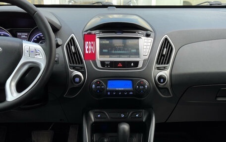 Hyundai ix35 I рестайлинг, 2011 год, 1 080 000 рублей, 22 фотография