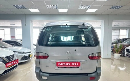 Hyundai Starex I рестайлинг, 2005 год, 600 000 рублей, 15 фотография