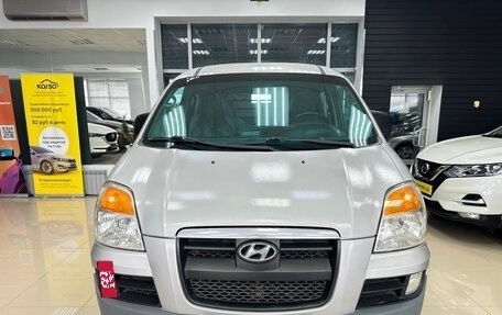 Hyundai Starex I рестайлинг, 2005 год, 600 000 рублей, 3 фотография