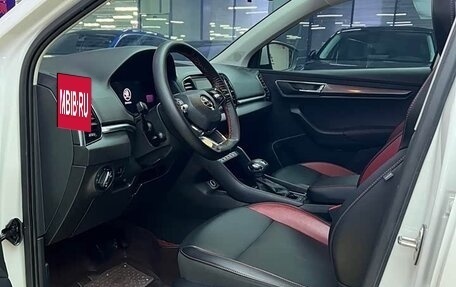 Skoda Karoq I, 2022 год, 2 060 000 рублей, 7 фотография