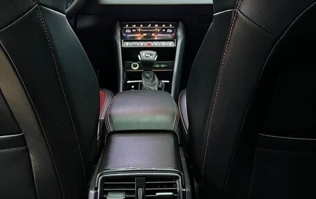 Skoda Karoq I, 2022 год, 2 060 000 рублей, 11 фотография