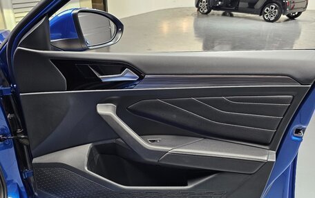 Volkswagen Jetta VII, 2023 год, 1 900 000 рублей, 23 фотография