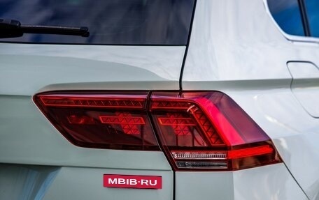 Volkswagen Tiguan II, 2018 год, 2 598 000 рублей, 12 фотография