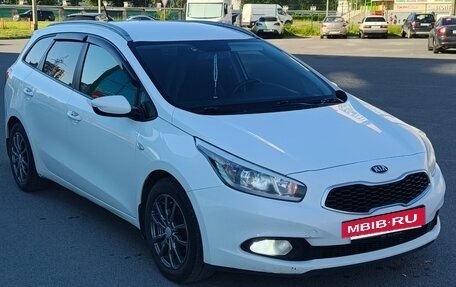 KIA cee'd III, 2015 год, 1 077 000 рублей, 2 фотография