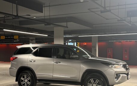 Toyota Fortuner II, 2019 год, 2 990 000 рублей, 3 фотография