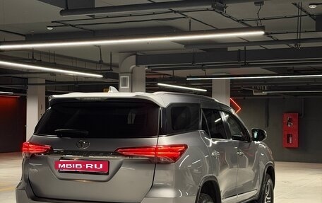 Toyota Fortuner II, 2019 год, 2 990 000 рублей, 6 фотография