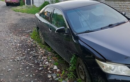 Toyota Camry, 2012 год, 750 000 рублей, 2 фотография