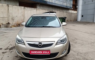 Opel Astra J, 2012 год, 780 000 рублей, 1 фотография