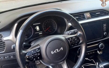 KIA Rio IV, 2021 год, 1 800 000 рублей, 6 фотография