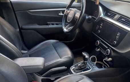 KIA Rio IV, 2021 год, 1 800 000 рублей, 8 фотография