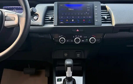 Honda Fit, 2022 год, 1 117 000 рублей, 13 фотография