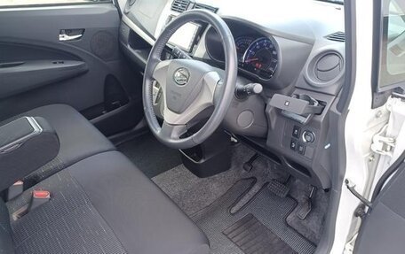 Daihatsu Move VI рестайлинг, 2013 год, 400 000 рублей, 10 фотография
