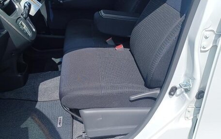 Daihatsu Move VI рестайлинг, 2013 год, 400 000 рублей, 14 фотография