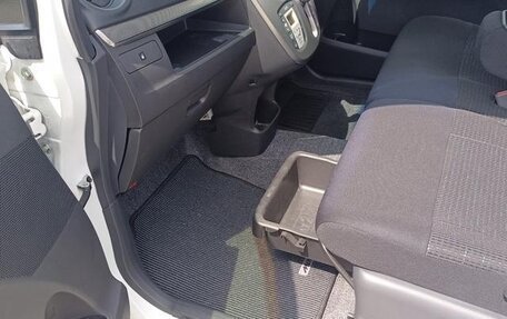 Daihatsu Move VI рестайлинг, 2013 год, 400 000 рублей, 15 фотография