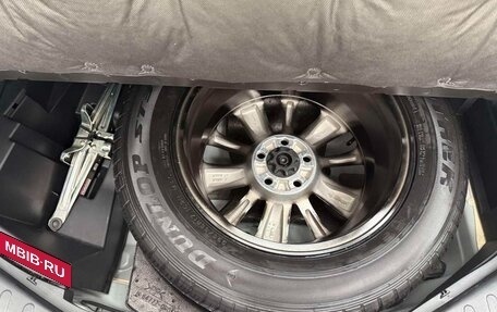 Toyota RAV4, 2017 год, 1 850 000 рублей, 10 фотография