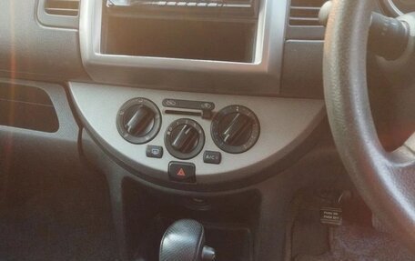 Nissan Note II рестайлинг, 2005 год, 465 000 рублей, 16 фотография