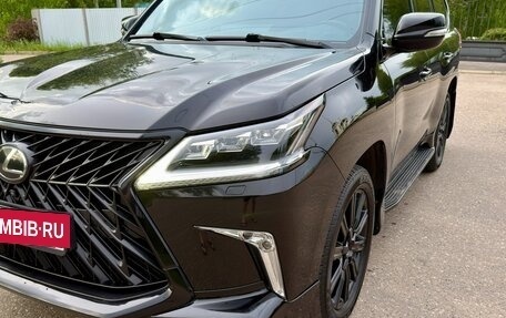 Lexus LX III, 2019 год, 9 000 000 рублей, 11 фотография