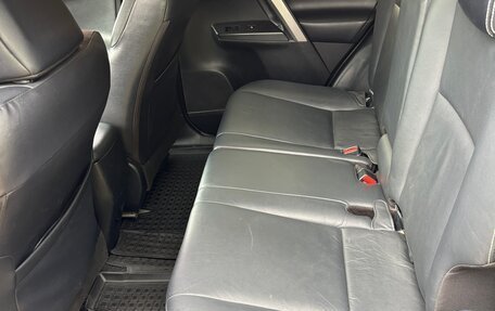 Toyota RAV4, 2018 год, 2 450 000 рублей, 8 фотография