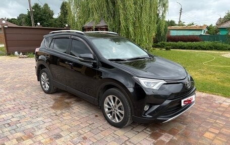 Toyota RAV4, 2018 год, 2 450 000 рублей, 6 фотография