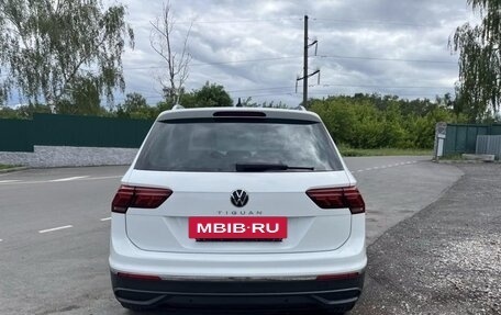 Volkswagen Tiguan II, 2023 год, 2 480 000 рублей, 4 фотография