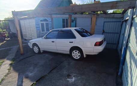 Toyota Corona VIII (T170), 1988 год, 220 000 рублей, 3 фотография