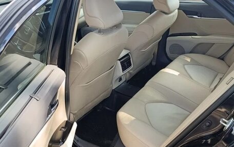 Toyota Camry, 2020 год, 2 650 000 рублей, 4 фотография
