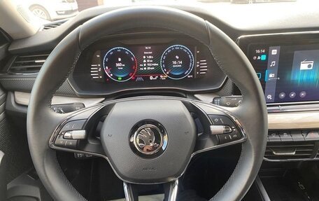 Skoda Octavia IV, 2023 год, 2 200 000 рублей, 8 фотография