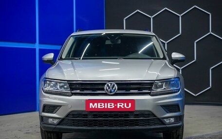 Volkswagen Tiguan II, 2020 год, 2 100 000 рублей, 4 фотография