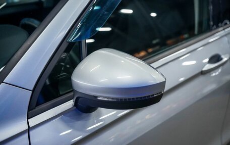 Volkswagen Tiguan II, 2020 год, 2 100 000 рублей, 16 фотография