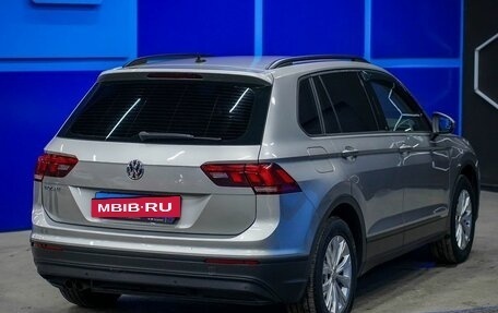 Volkswagen Tiguan II, 2020 год, 2 100 000 рублей, 7 фотография