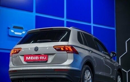 Volkswagen Tiguan II, 2020 год, 2 100 000 рублей, 6 фотография