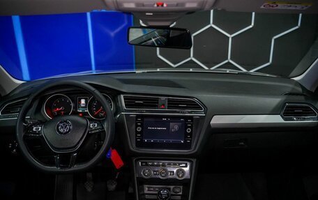 Volkswagen Tiguan II, 2020 год, 2 100 000 рублей, 12 фотография