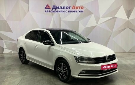 Volkswagen Jetta VI, 2015 год, 1 040 000 рублей, 3 фотография