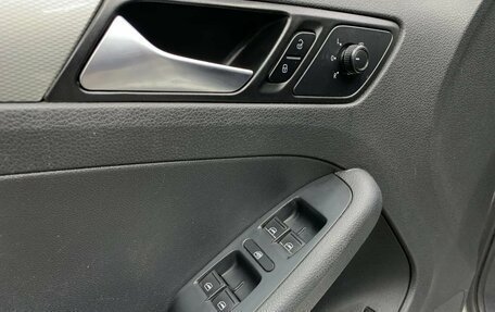 Volkswagen Jetta VI, 2015 год, 1 040 000 рублей, 18 фотография