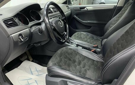 Volkswagen Jetta VI, 2015 год, 1 040 000 рублей, 16 фотография