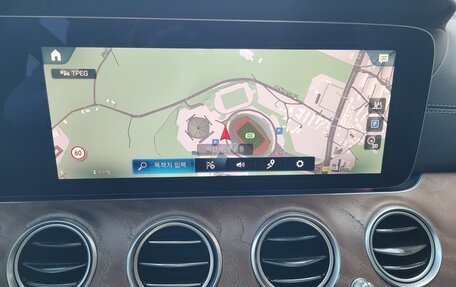 Mercedes-Benz E-Класс, 2022 год, 4 370 000 рублей, 13 фотография