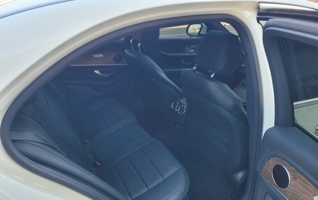 Mercedes-Benz E-Класс, 2022 год, 4 370 000 рублей, 20 фотография
