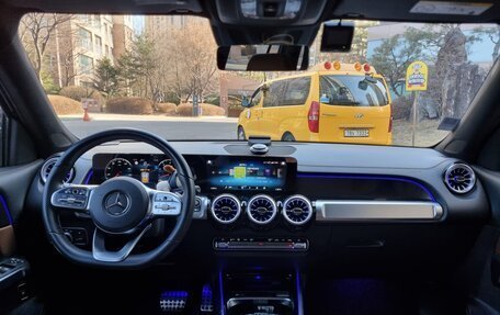 Mercedes-Benz GLB, 2023 год, 4 350 000 рублей, 9 фотография